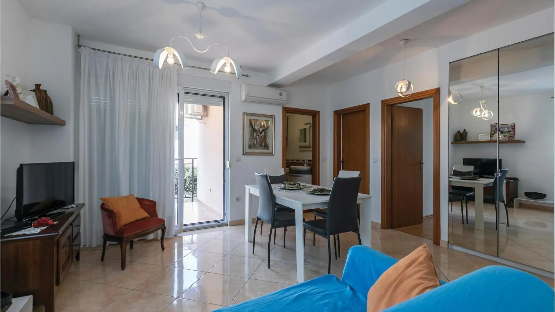 2 Bedroom Amazing Apartment In Porec
