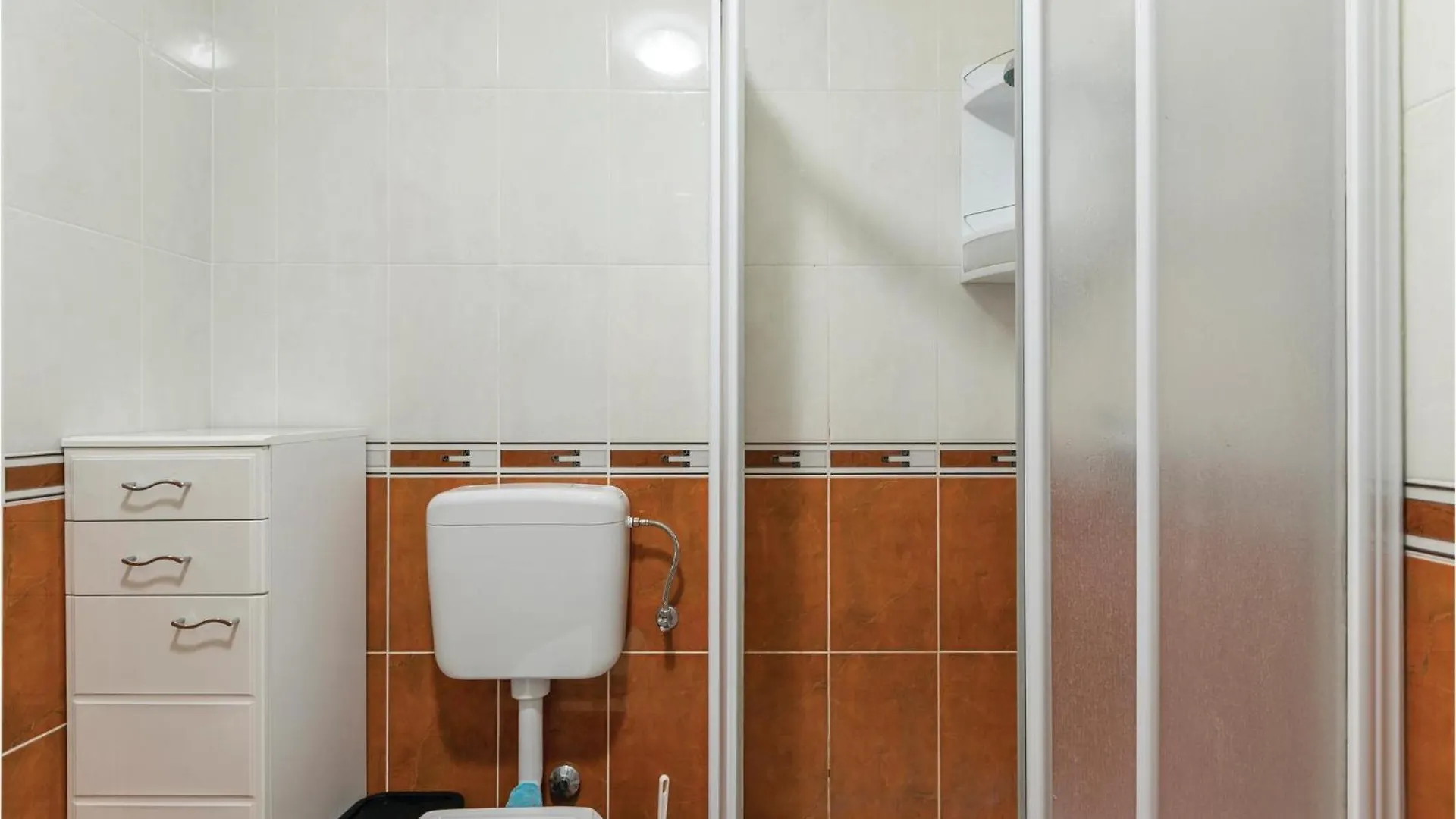 2 Bedroom Amazing Apartment In Porec