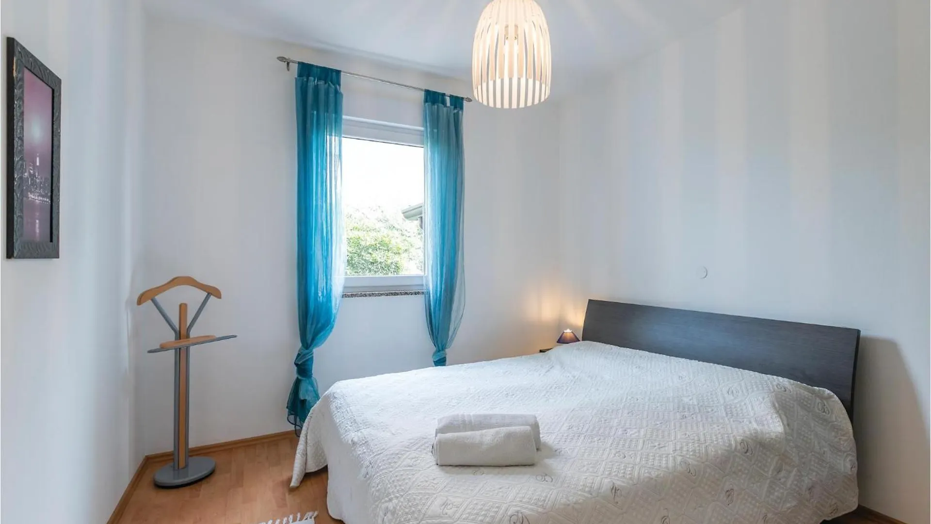 2 Bedroom Amazing Apartment In Porec