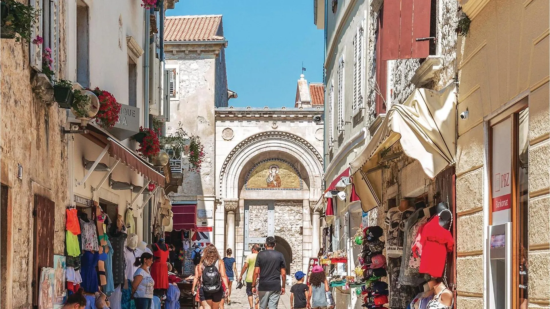2 Bedroom Amazing Apartment In Porec